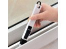 Ensemble de brosses polyvalentes pour le nettoyage des rainures de portes et de fenêtres.